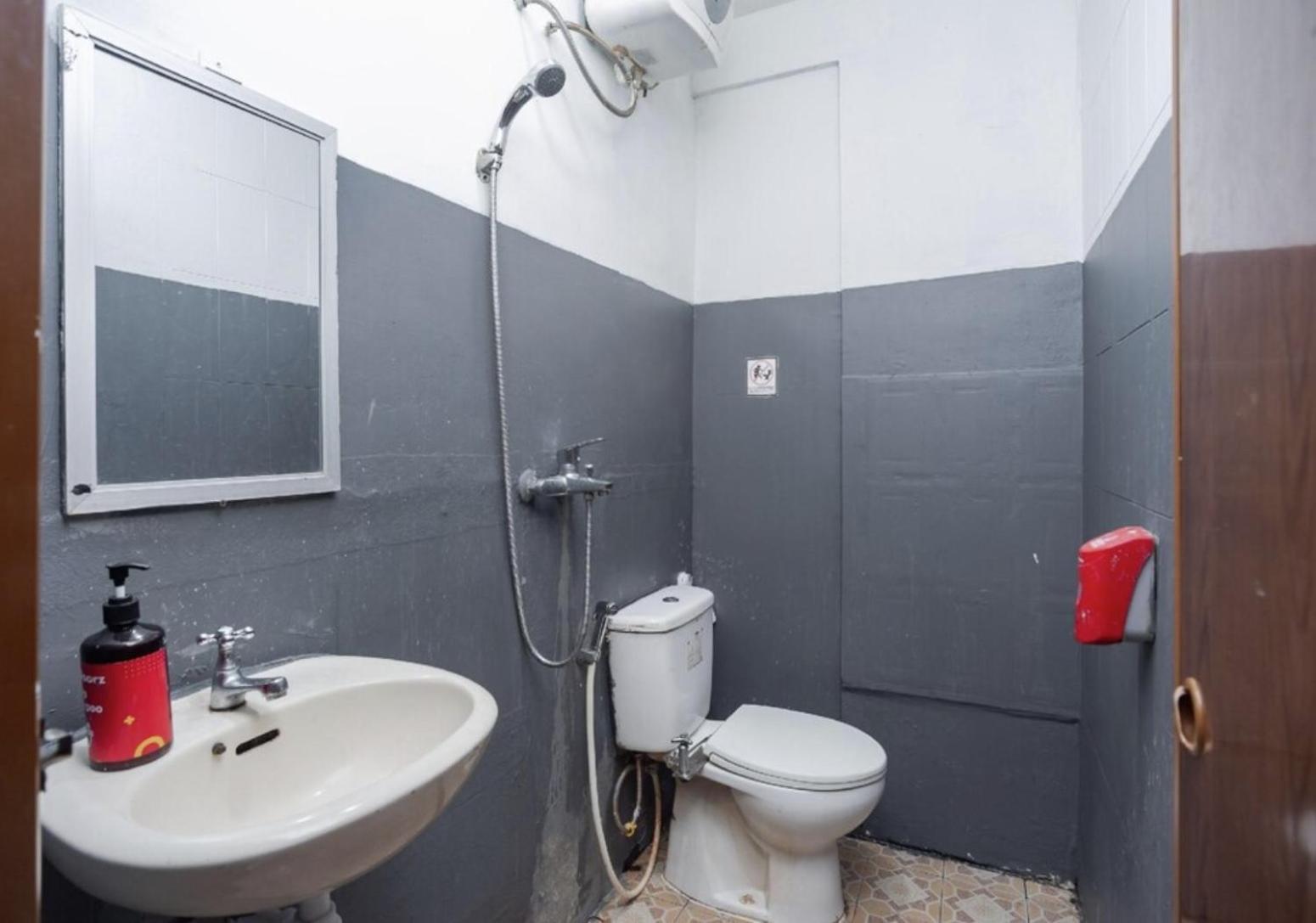 Mega Stay Near Mall Kelapa Gading Giacarta Esterno foto